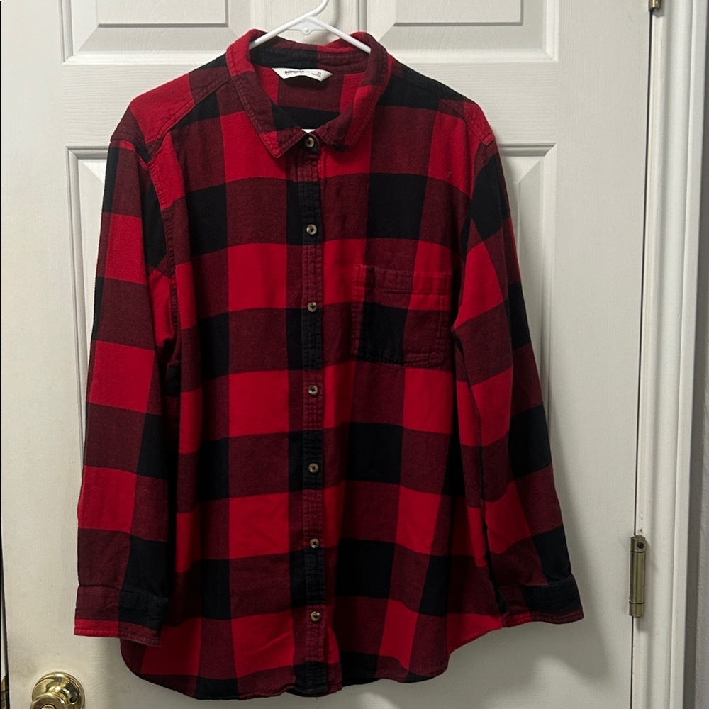 Sonoma Goods For Life Red and Black Plaid Women’s Button Down Shirt Size 2X